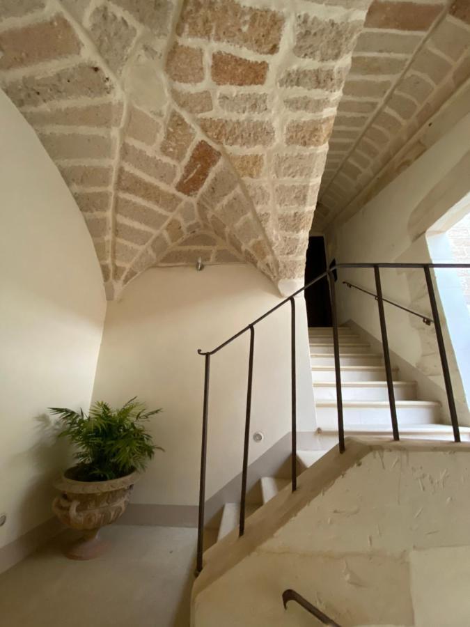 레체 Palazzo De Carlo E Il Parco Dei 7 Pozzi B&B 외부 사진