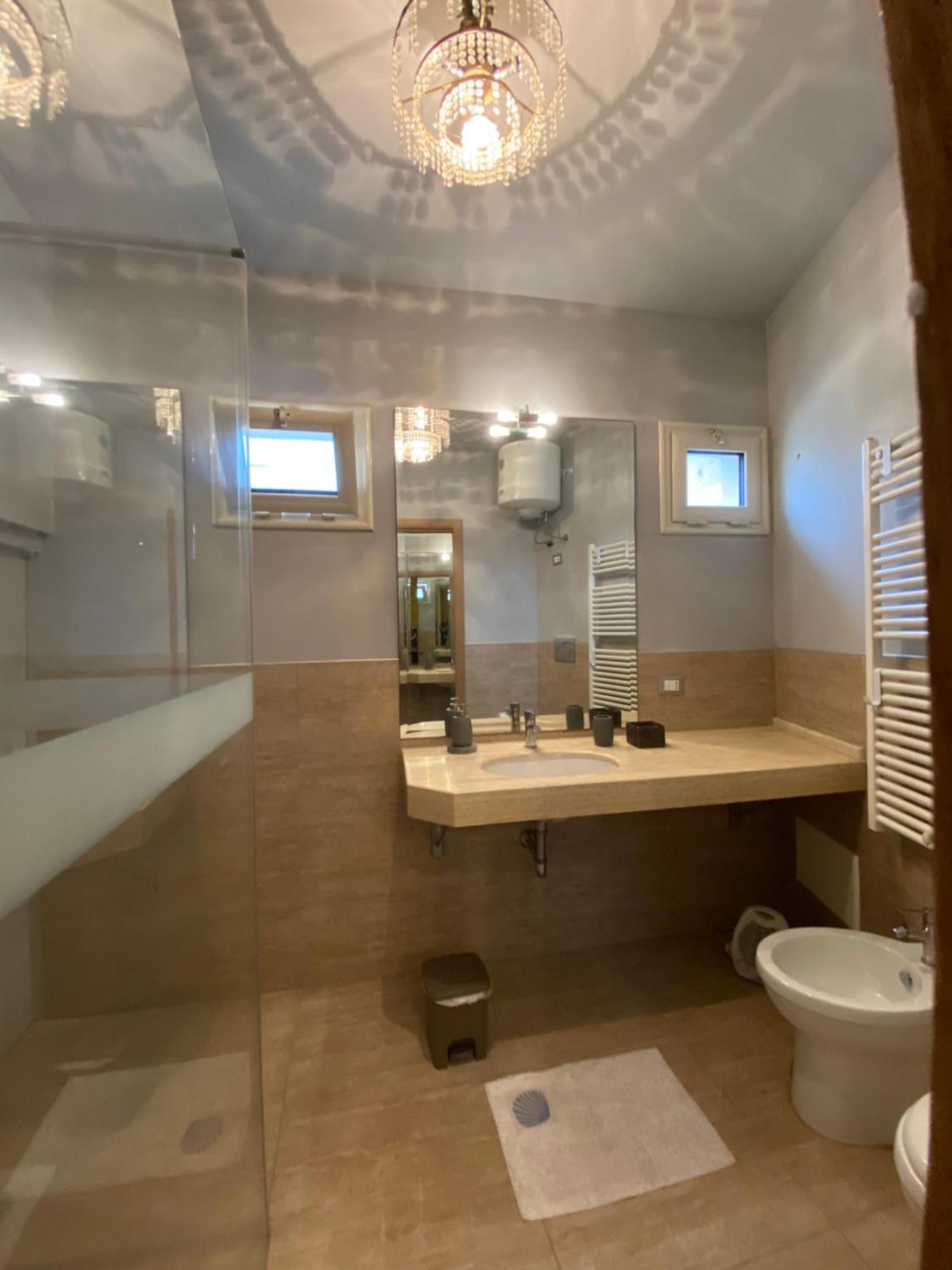 레체 Palazzo De Carlo E Il Parco Dei 7 Pozzi B&B 외부 사진
